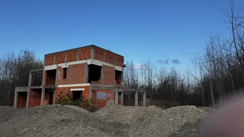Niedokończone domy - zdjęcie 3/6