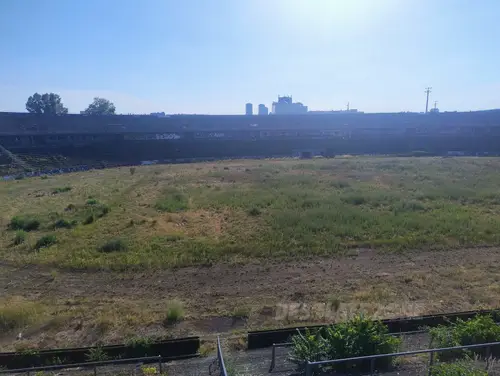 Opuszczony stadion - zdjęcie 6/18