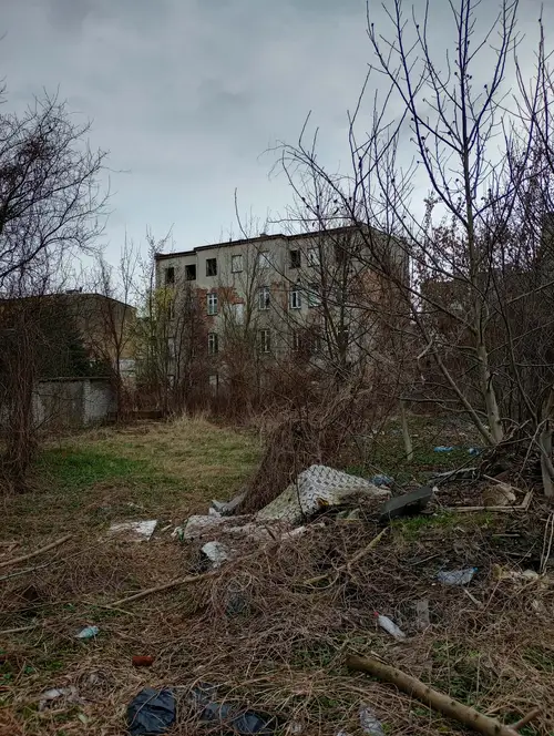 Opuszczona pralnia chemiczna mewa - zdjęcie 4/87