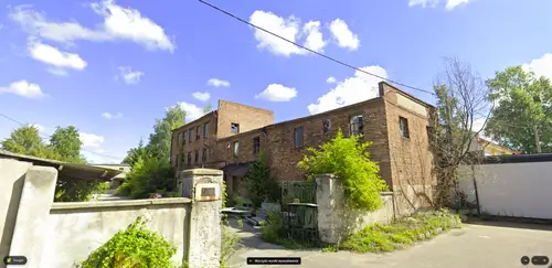 Opuszczony budynek - zdjęcie 2/2