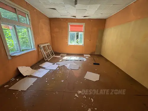 Opuszczona leśniczówka - zdjęcie 21/23