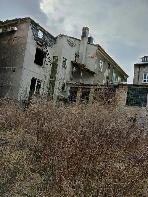 Opuszczona pralnia chemiczna mewa - zdjęcie 7/87