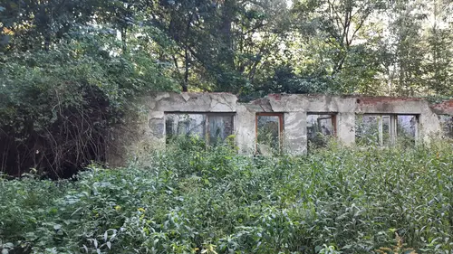 Opuszczone kąpielisko miejskie - photo 33/46