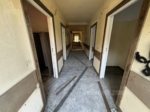 Opuszczony ośrodek "Villa Rosa" - zdjęcie 39/40