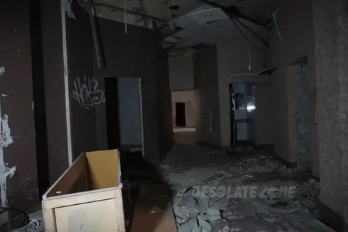 Opuszczona Fabryka Maszyn Elektrycznych Indukta S.A. - zdjęcie 32/69