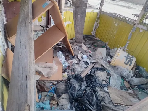 Opuszczone Budynki przy Torach