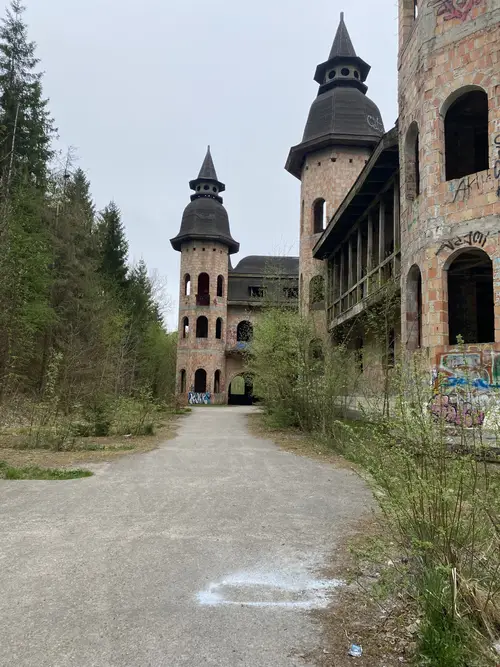 Zamek w Łapalicach, Łapalice - zdjęcie 4/87