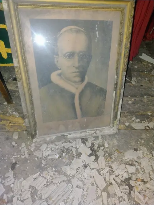Zabytkowa Opuszczona Plebania z 1890 roku. - photo 8/19