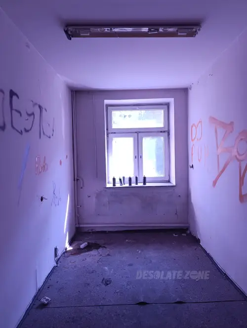 Biurowiec/Serwis Komputerowy - zdjęcie 13/86