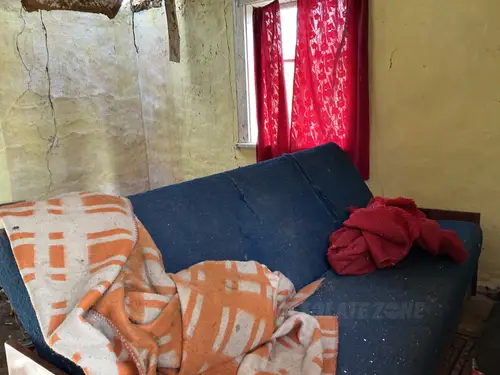 Dwa opuszczone domki - zdjęcie 10/17