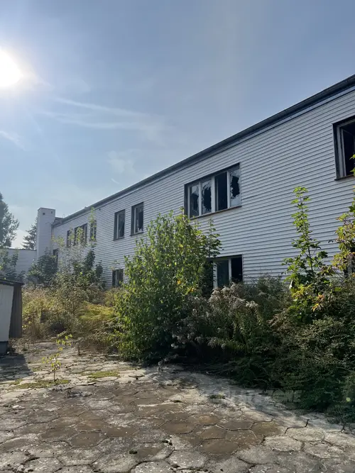 Pustostan po dawnej firmie budowlanej FachBud - zdjęcie 6/58