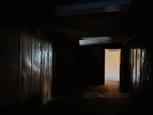 Opuszczony budynek szpitala - photo 7/40