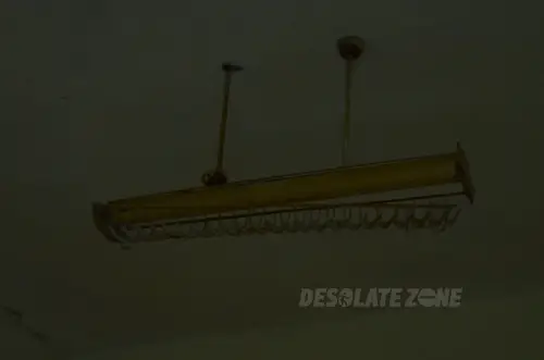 Opuszczony ośrodek zdrowia w Różanie - photo 1/29