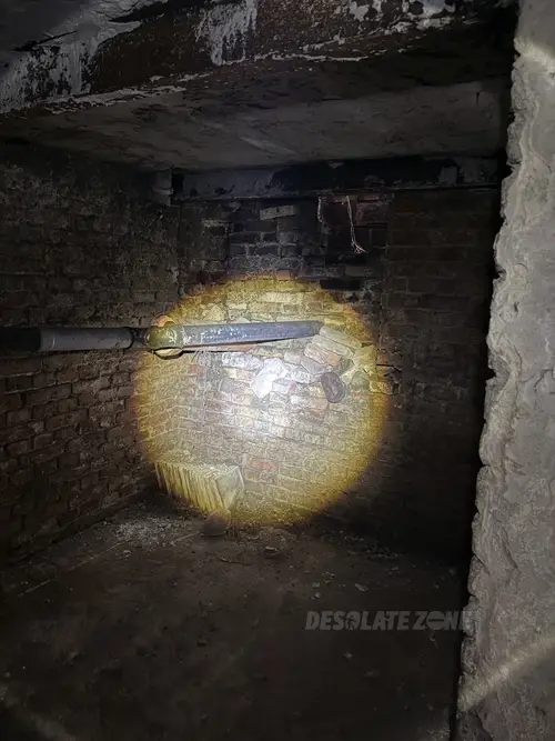 Opuszczona kamienica piaseczno - photo 2/8