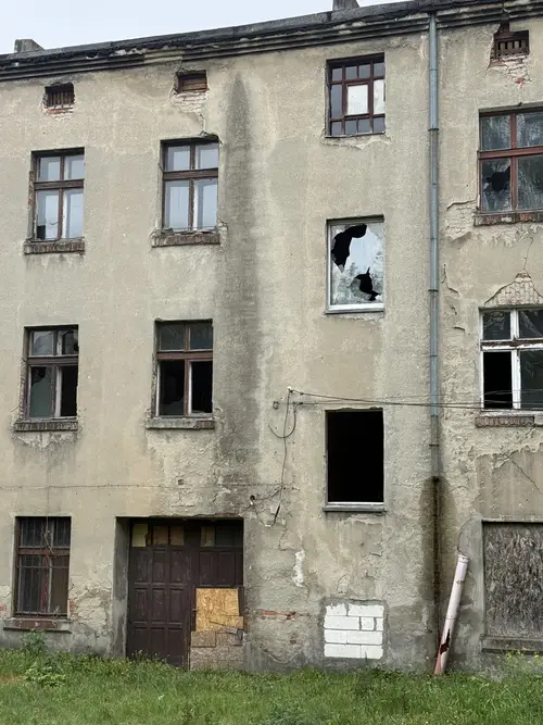 Opuszczona kamienica - photo 2/5