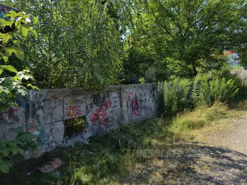 Duża opuszczona posesja - zdjęcie 27/47