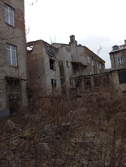 Opuszczona pralnia chemiczna mewa - zdjęcie 1/87