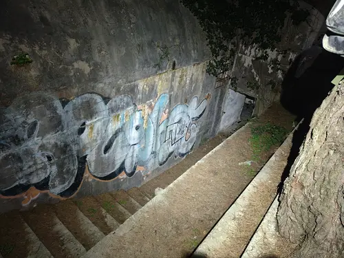 Bunkier C-30 na wzgórzu Cubrijan - zdjęcie 8/12