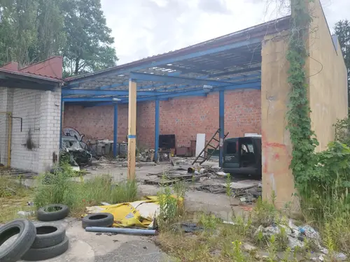 Pustostan po dawnej firmie budowlanej FachBud - zdjęcie 8/50