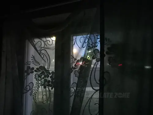 Opuszczony domek w dywitach - zdjęcie 8/21