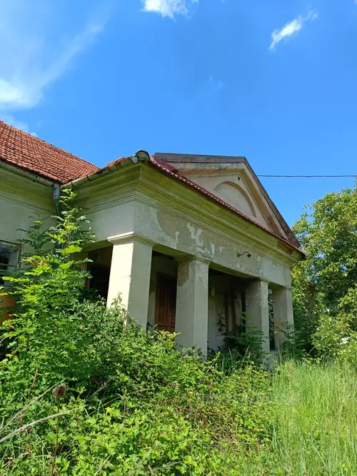 Opuszczony dom - zdjęcie 4/5