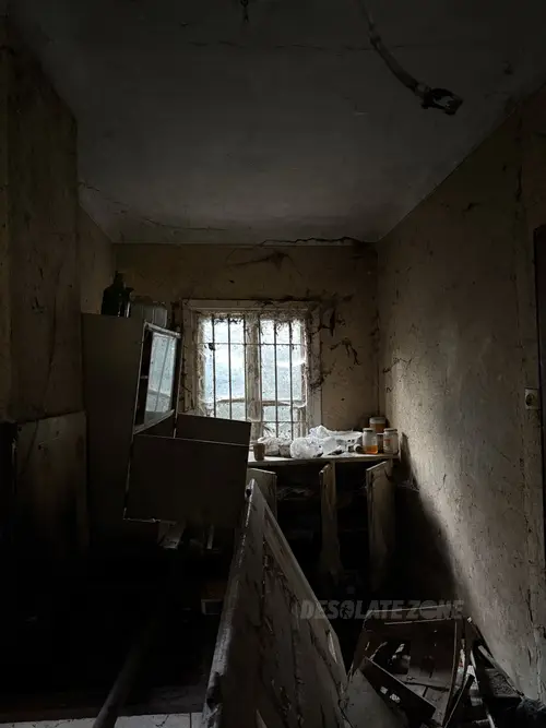 Opuszczony domek - photo 3/5