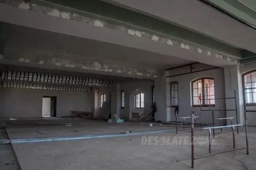 Niedokończony hotel - zdjęcie 1/5