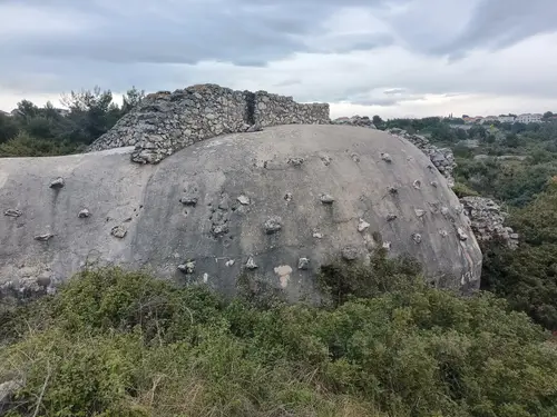 Bunkier E-21 - zdjęcie 1/2