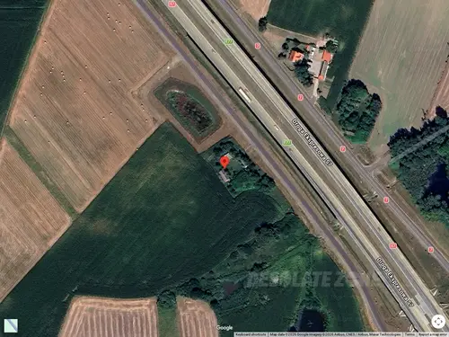 Opuszczone gospodarstwo. - zdjęcie 1/1 - Google Satellite