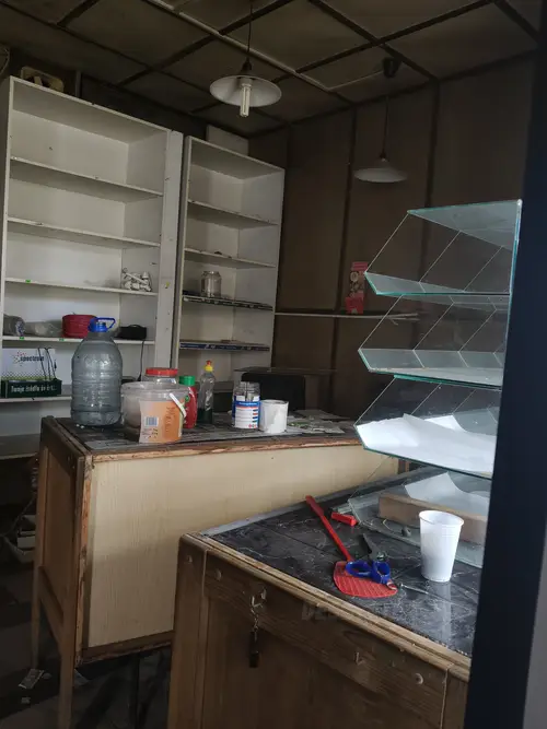 Opuszczony sklep spożywczy - zdjęcie 7/10
