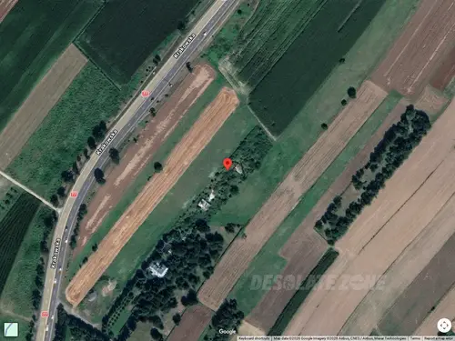 Małe budynki - zdjęcie 1/1 - Google Satellite