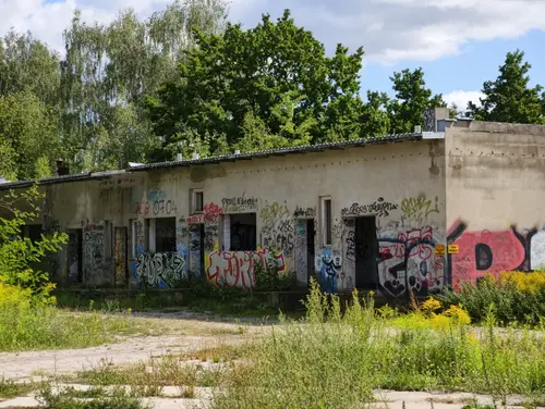 Budynek kolejowy - zdjęcie 36/40