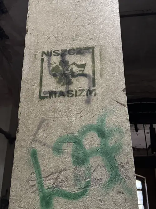 OPUSZCZONY DWORZEC KOLEJOWY- LUBAWKA(niem. Liebau)