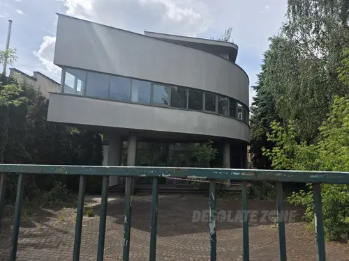 Budynek biurowy - photo 1/8