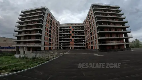 Opuszczone osiedle Central Garden - photo 1/11