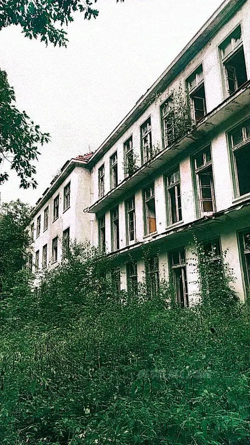Opuszczony WIELKI SZPITAL rosyjski, Legnica - zdjęcie 5/191