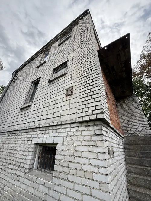 Opuszczony dom - zdjęcie 4/4