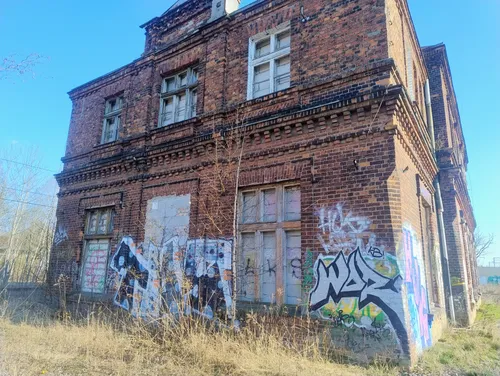 Dworzec Łódź-Karolew, Łódź