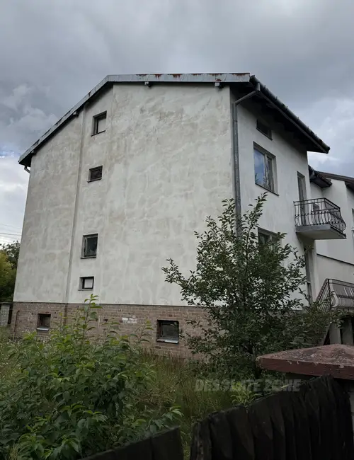 Opuszczony dom - zdjęcie 2/3