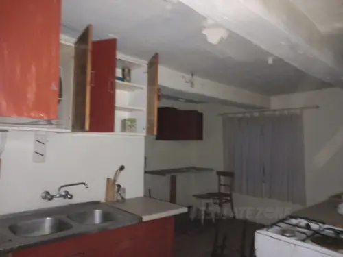 Opuszczony domek w dywitach - zdjęcie 14/21