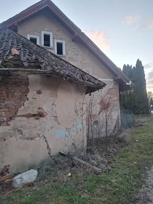 Opuszczona posiadłość Bukwałd