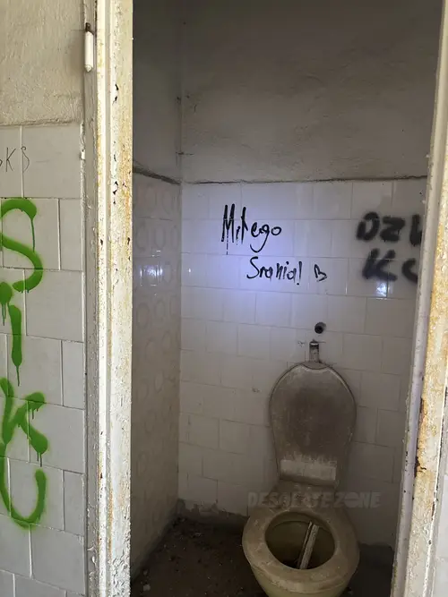 Opuszczone budynki szpitala psychiatrycznego srebrniki, Gdańsk - zdjęcie 14/42