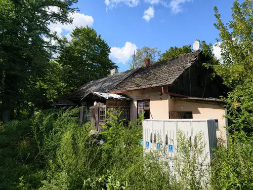 Opuszczony dom z bronią - zdjęcie 56/69