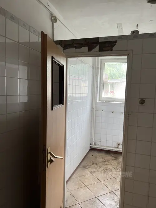 Pustostan po dawnej firmie budowlanej FachBud - zdjęcie 36/50