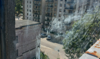 Opuszczony szpital psychiatryczny/szkoła