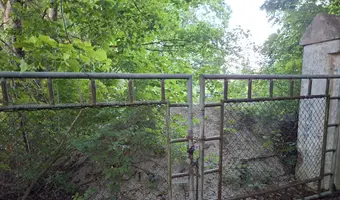 Opuszczony dwór z 1836 roku