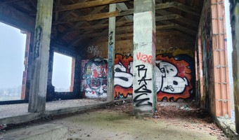 Niedokończone osiedle 6 budynków