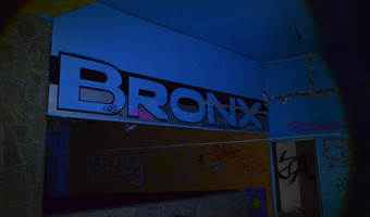 Dyskoteka/kino bronx ( chrzanów)