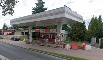 Opuszczona stacja paliw c p n, poddębice - photo 2/2