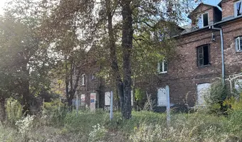 Przedwojenne opuszczone osiedle robotnicze